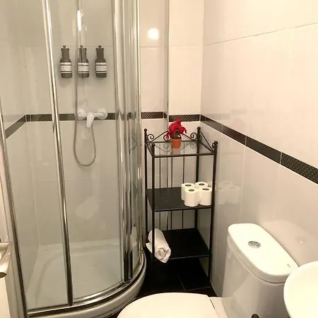 Un Hogar En El Centro Con Parking Gratuito